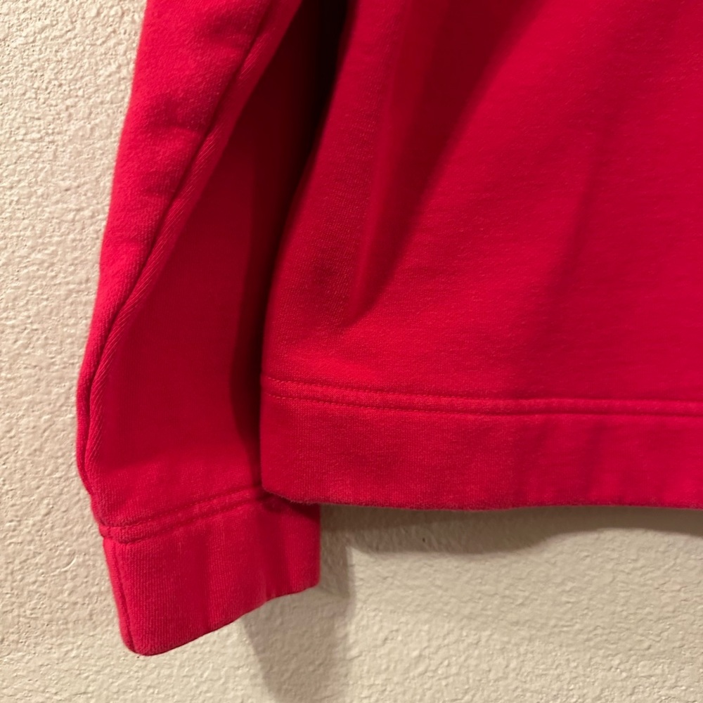 Bechamel Red Sweater with Gift Box Design - Picture 7 of 8